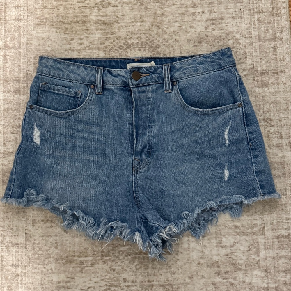 Frayed Hem Blue Denim Women’s Shorts